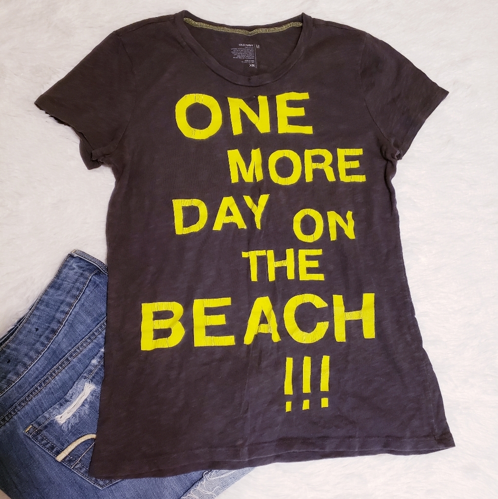 🌷 Old Navy beach tee
